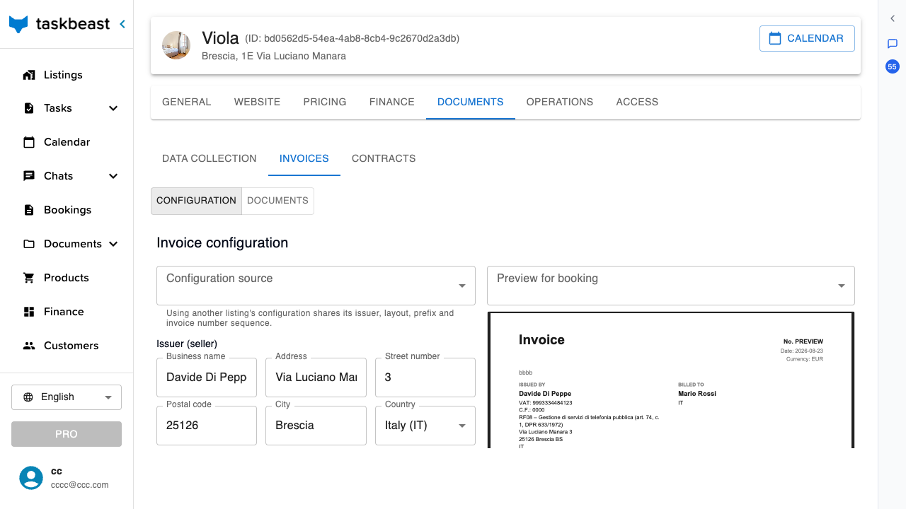 The invoice configuration page with issuer fields and a live document preview